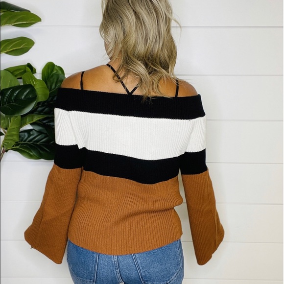 Off the Shoulder Sweater - Picture 5 of 5